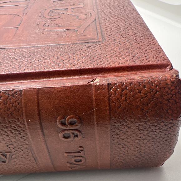 1986 PENN STATE UNIVERSITY ANNUAL YEARBOOK LA VIE pristine, hardcover, embossed - Picture 11 of 11